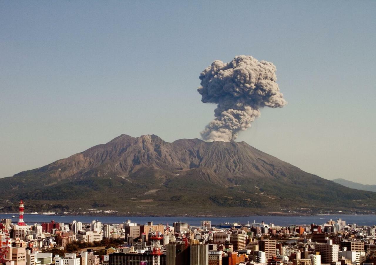 Apa Hotel Kagoshima Chuo Ekimae Zewnętrze zdjęcie